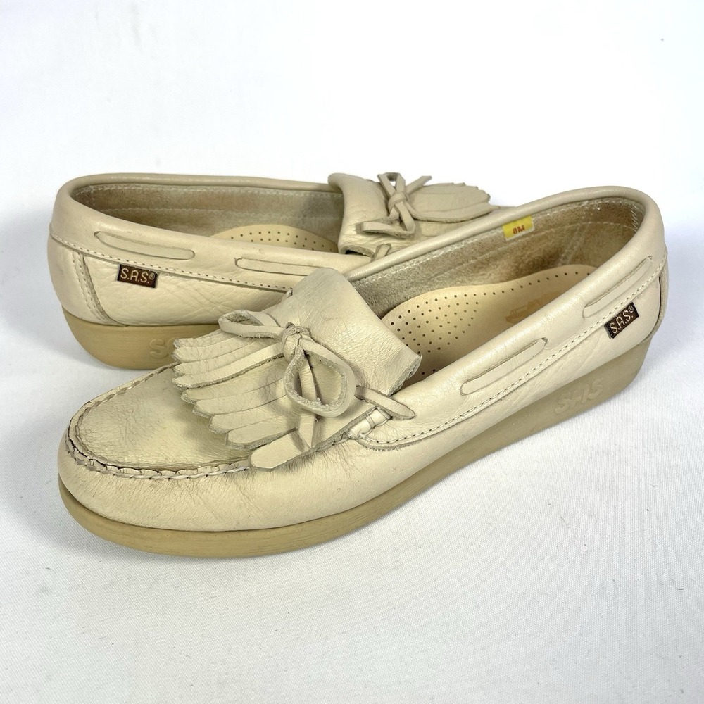 Vintage SAS Kiltie Fringe Loafers Womens 8M Cream Leather Comfort Moccasins - Picture 2 of 9